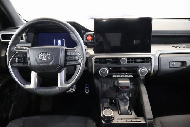 Used 2024 Toyota Tacoma TRD Sport image 11