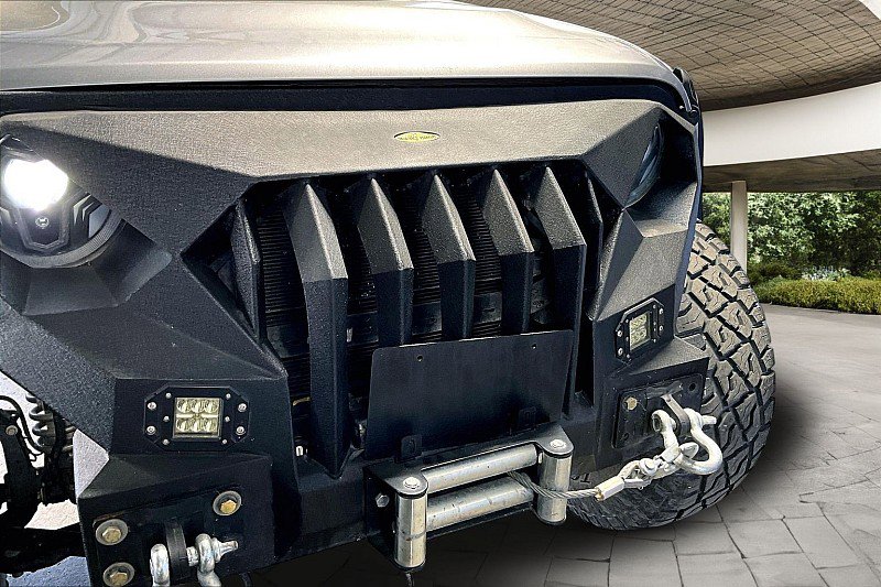 Used 2020 Jeep Wrangler Unlimited Sahara image 27