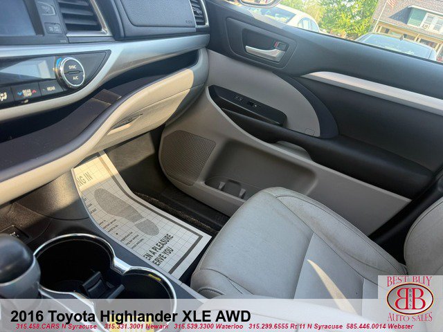 Used 2016 Toyota Highlander XLE w/ Protection Package #3 AWD/4WD image 19