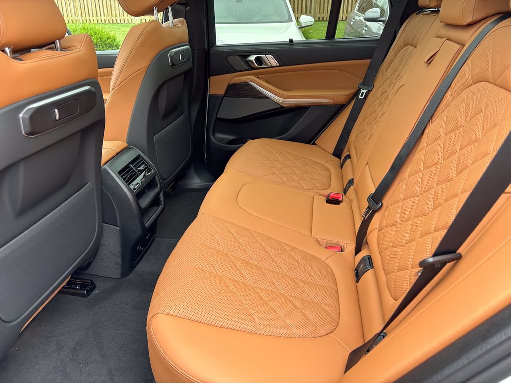 New 2026 BMW X5 xDrive40i w/ Executive Package AWD/4WD image 31