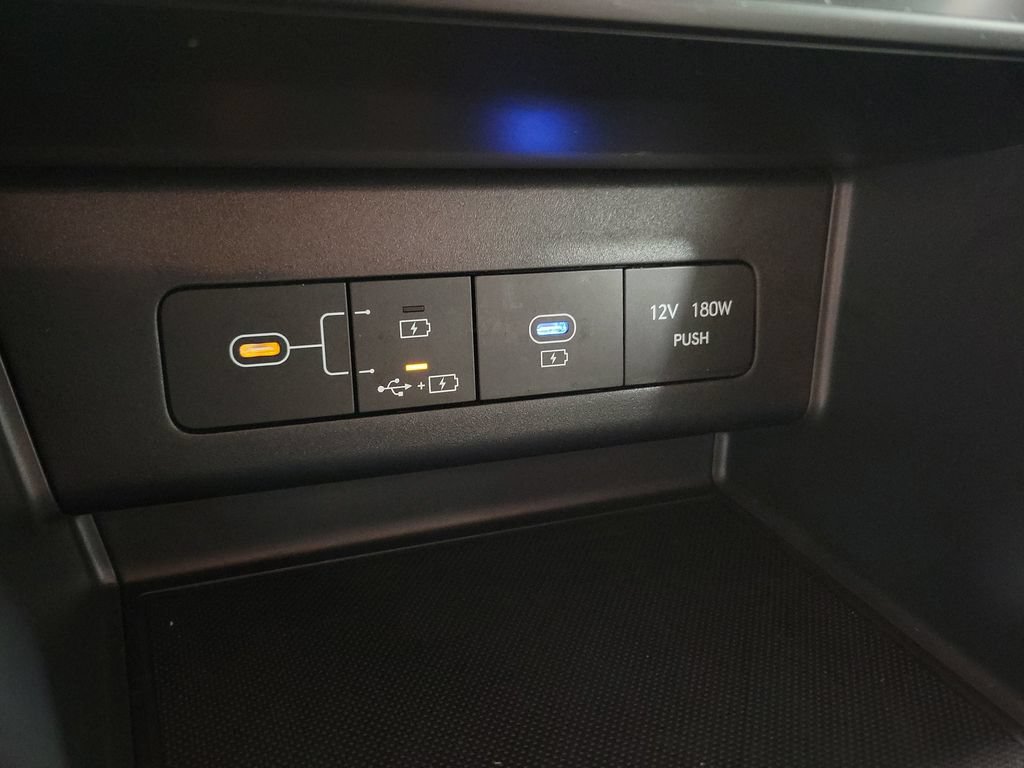 Used 2025 Hyundai Sonata SEL FWD image 19