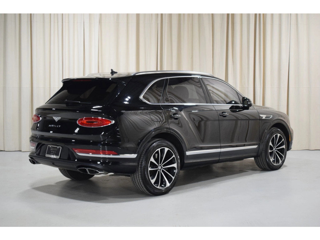 Certified 2024 Bentley Bentayga AWD/4WD image 3