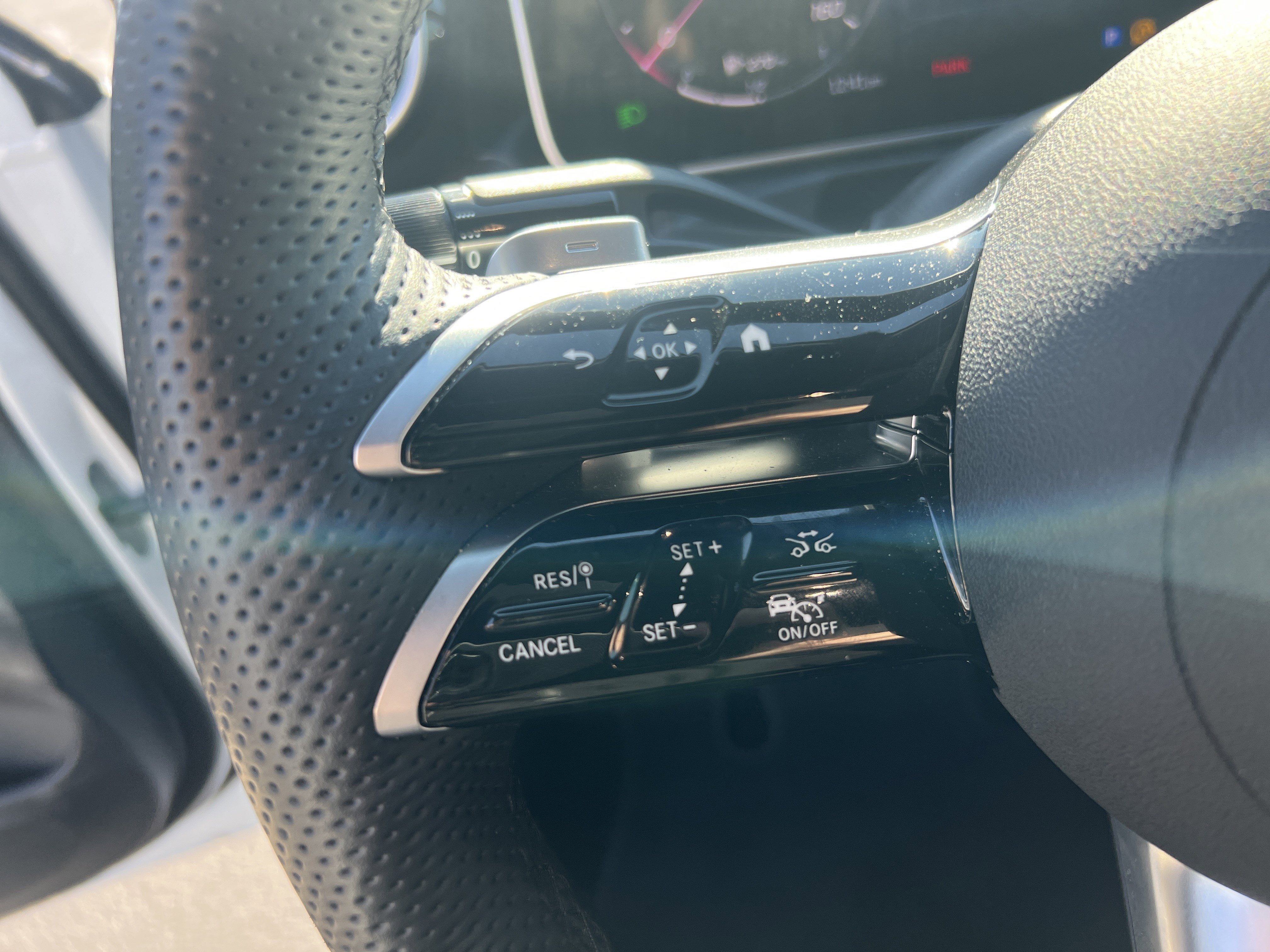 Certified 2025 Mercedes-Benz C 300 Sedan image 19