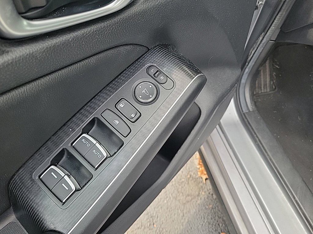 Certified 2024 Honda Civic Sport Touring image 17