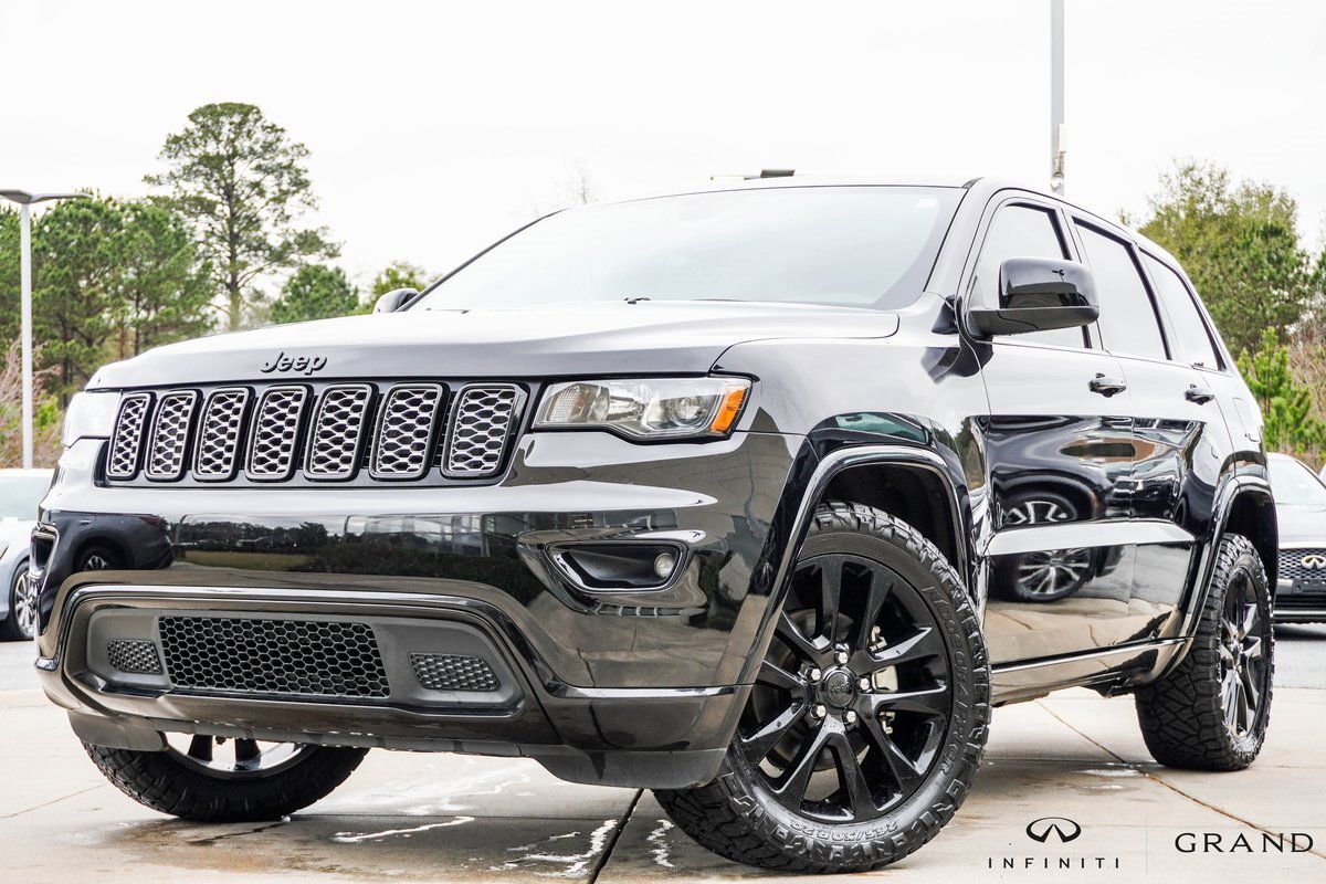 Used 2018 Jeep Grand Cherokee Altitude