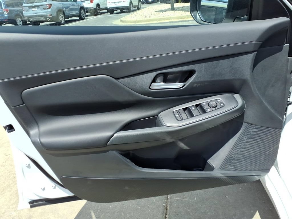 New 2026 Nissan Sentra SV w/ SV Convenience Package FWD image 11