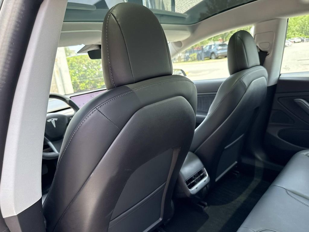 Used 2019 Tesla Model 3 Standard Range Plus RWD image 14