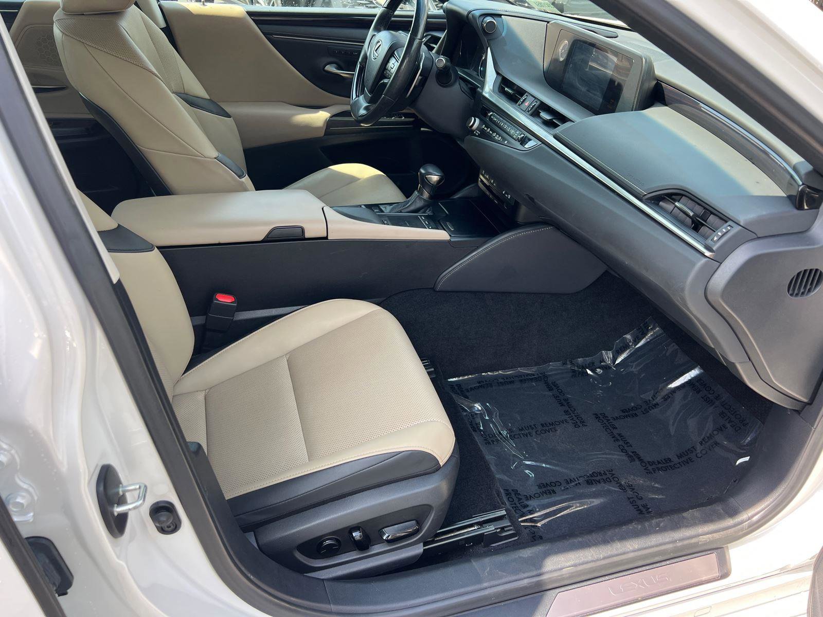 Used 2021 Lexus ES 350 w/ Premium Package image 14