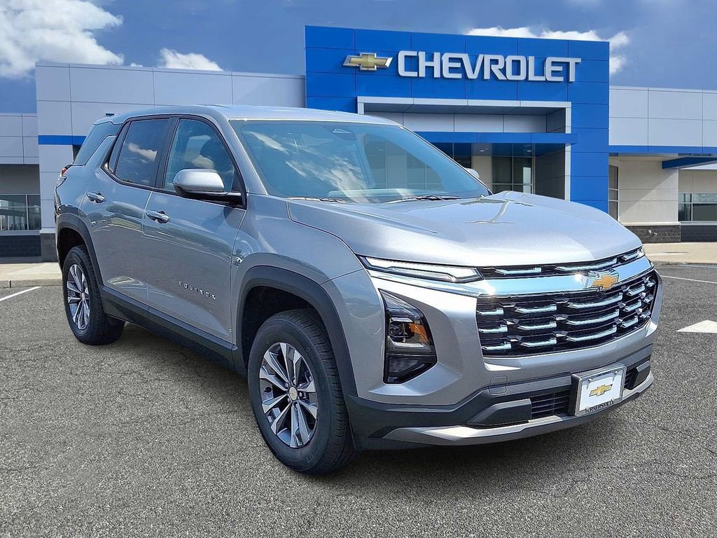 New 2026 Chevrolet Equinox LT w/ Convenience Package II image 2