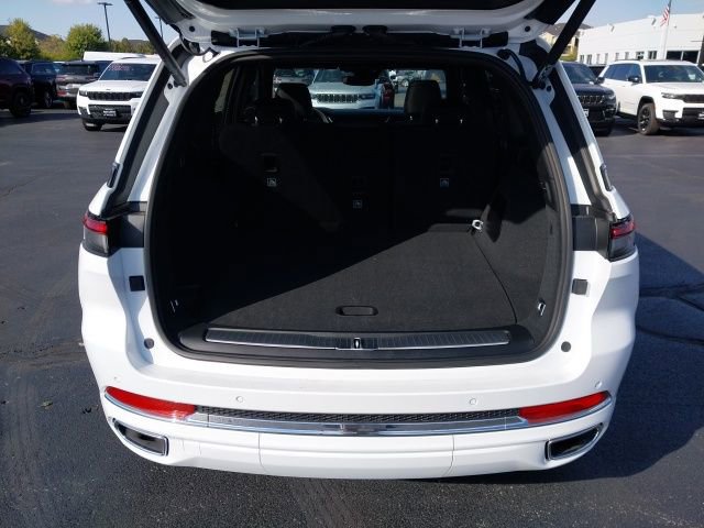 New 2025 Jeep Grand Cherokee Overland w/ Trailer Tow Package image 24