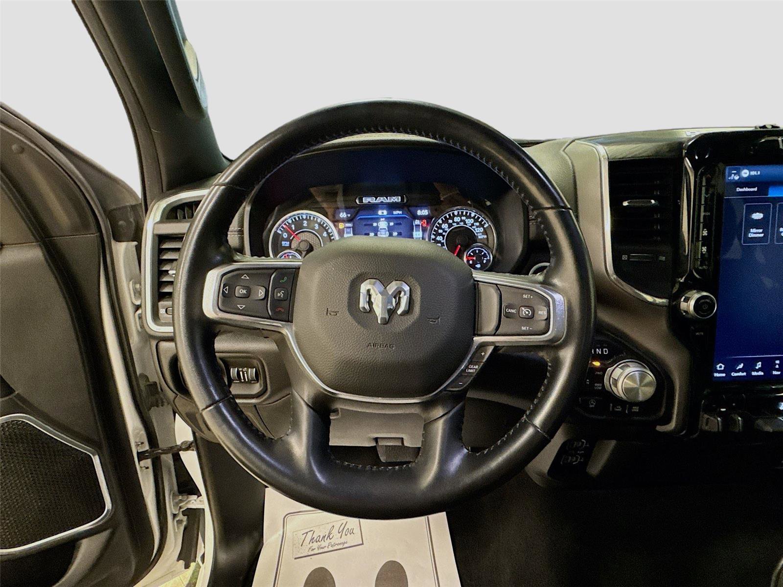 Used 2023 RAM 1500 Laramie AWD/4WD image 11