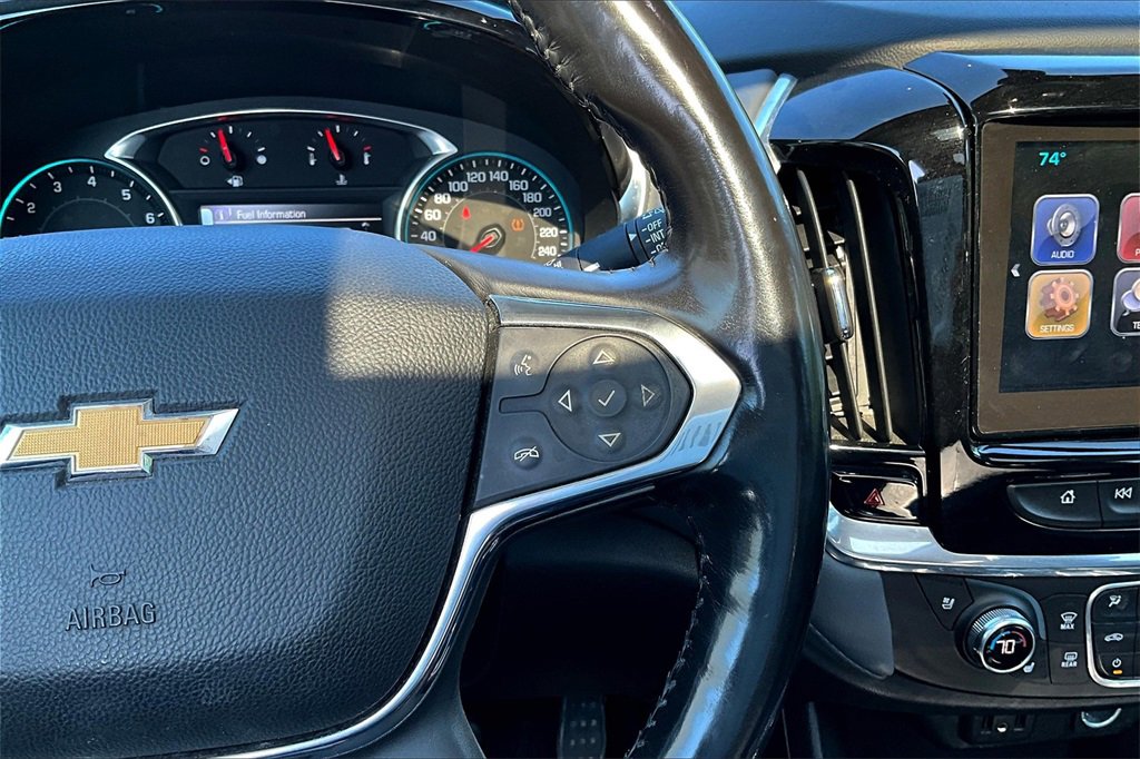Used 2018 Chevrolet Traverse Premier image 12