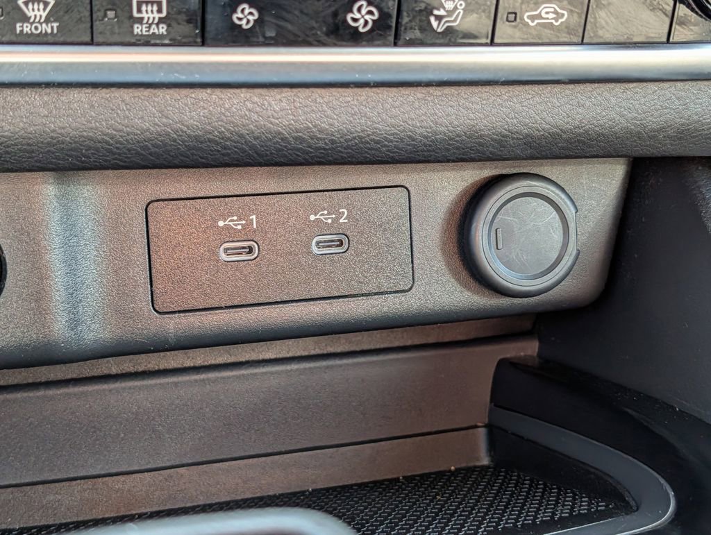 Used 2025 Nissan Rogue SV AWD/4WD image 43