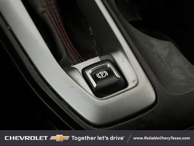 Used 2024 Chevrolet Trax RS w/ Driver Confidence Package FWD image 19