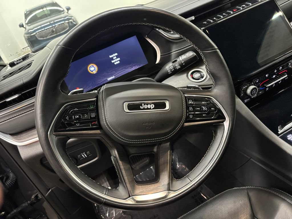 Used 2022 Jeep Grand Cherokee L Overland AWD/4WD image 23