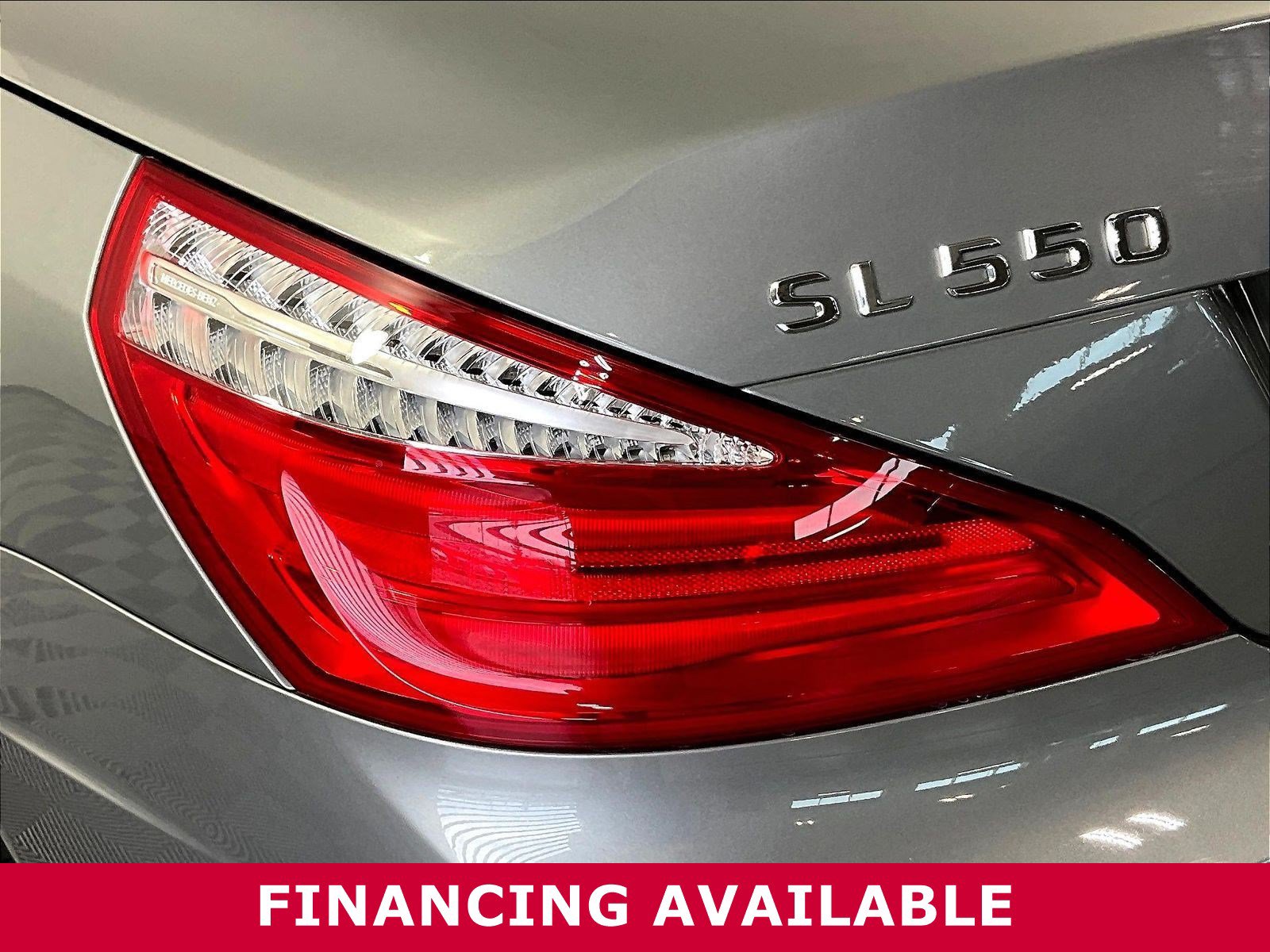 Used 2013 Mercedes-Benz SL 550 image 18