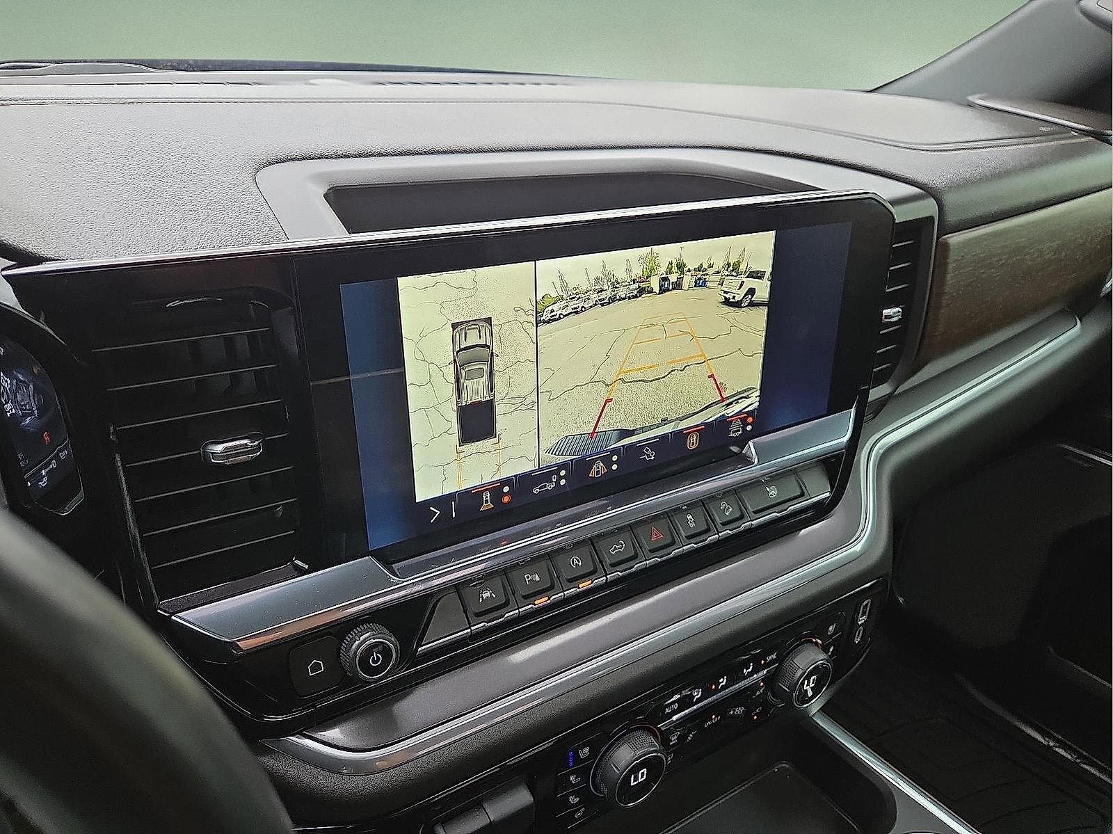 Used 2024 Chevrolet Silverado 1500 High Country w/ Midnight Edition image 17