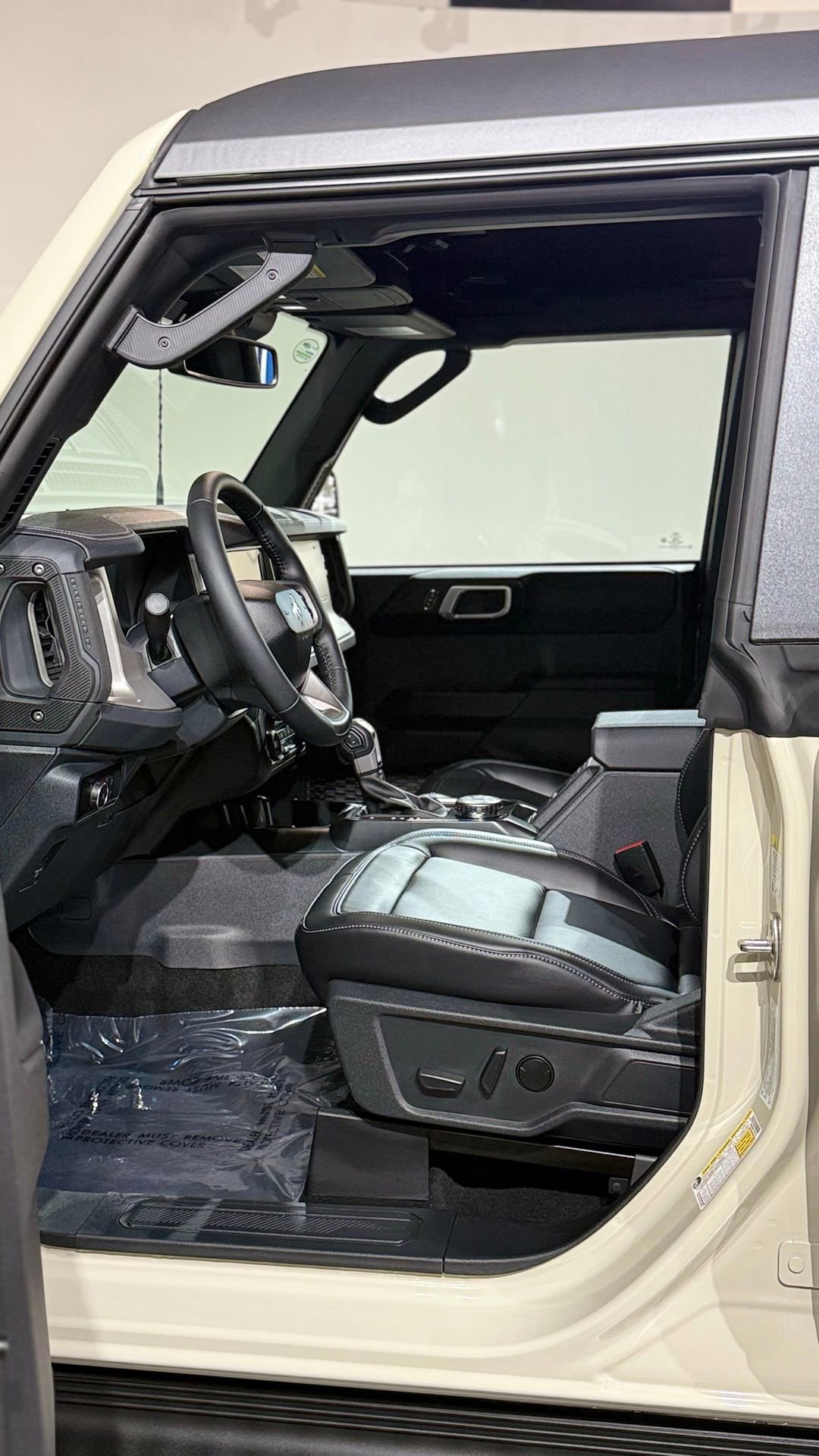 New 2026 Ford Bronco Outer Banks image 36