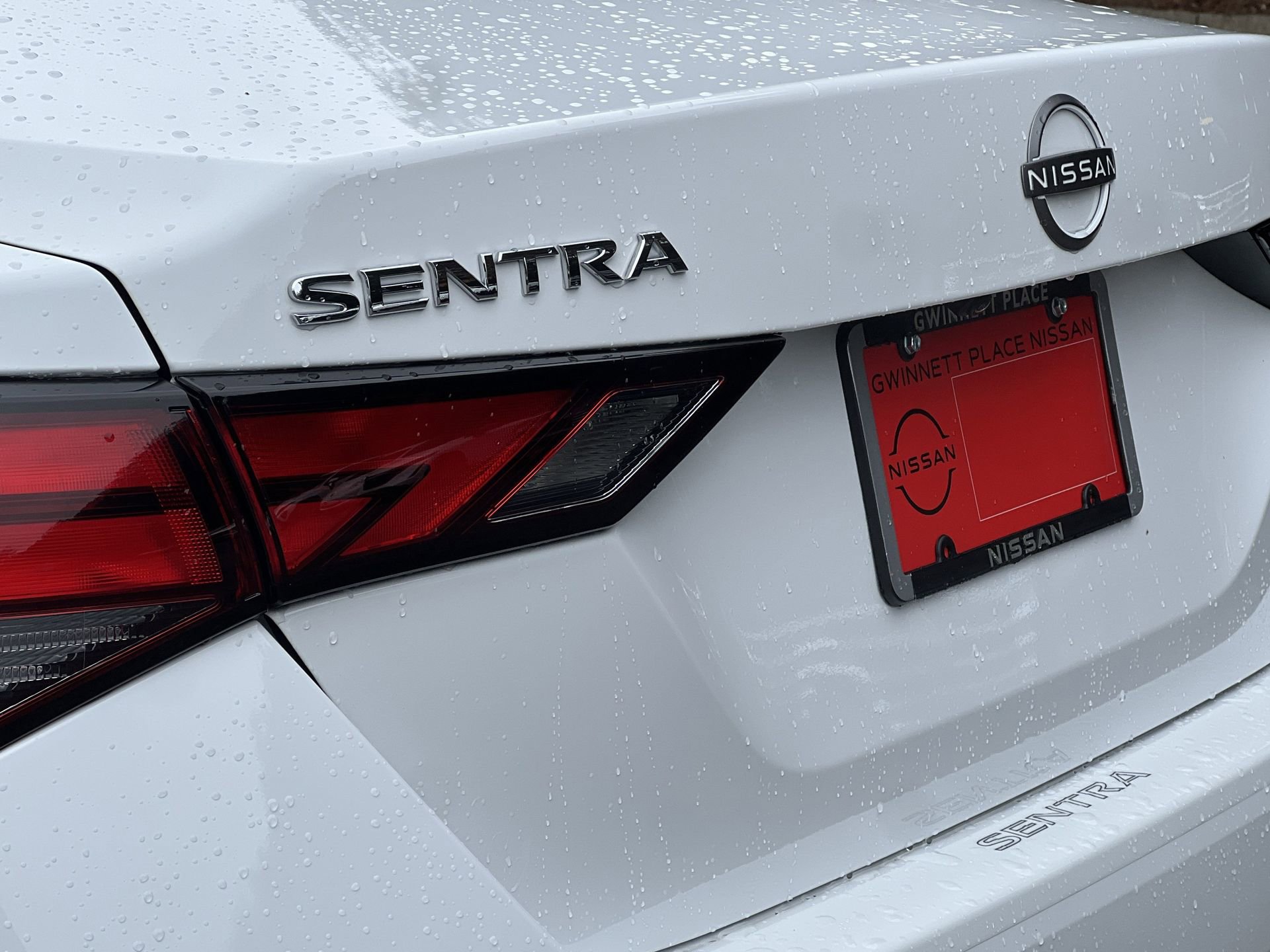 Certified 2025 Nissan Sentra SV FWD image 29