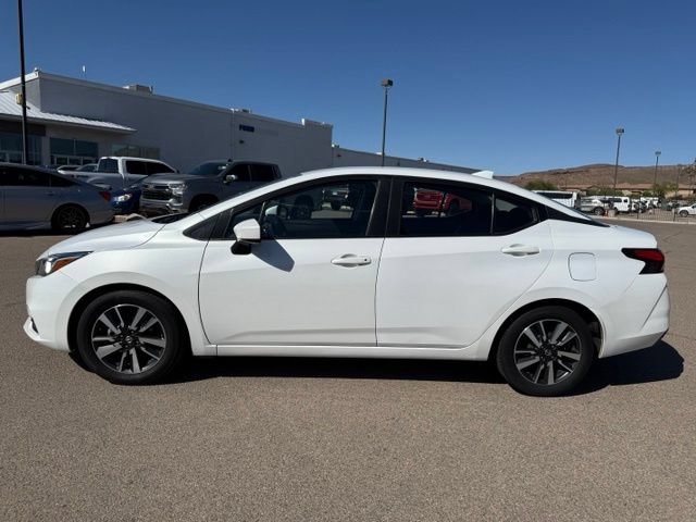Used 2022 Nissan Versa SV FWD image 8