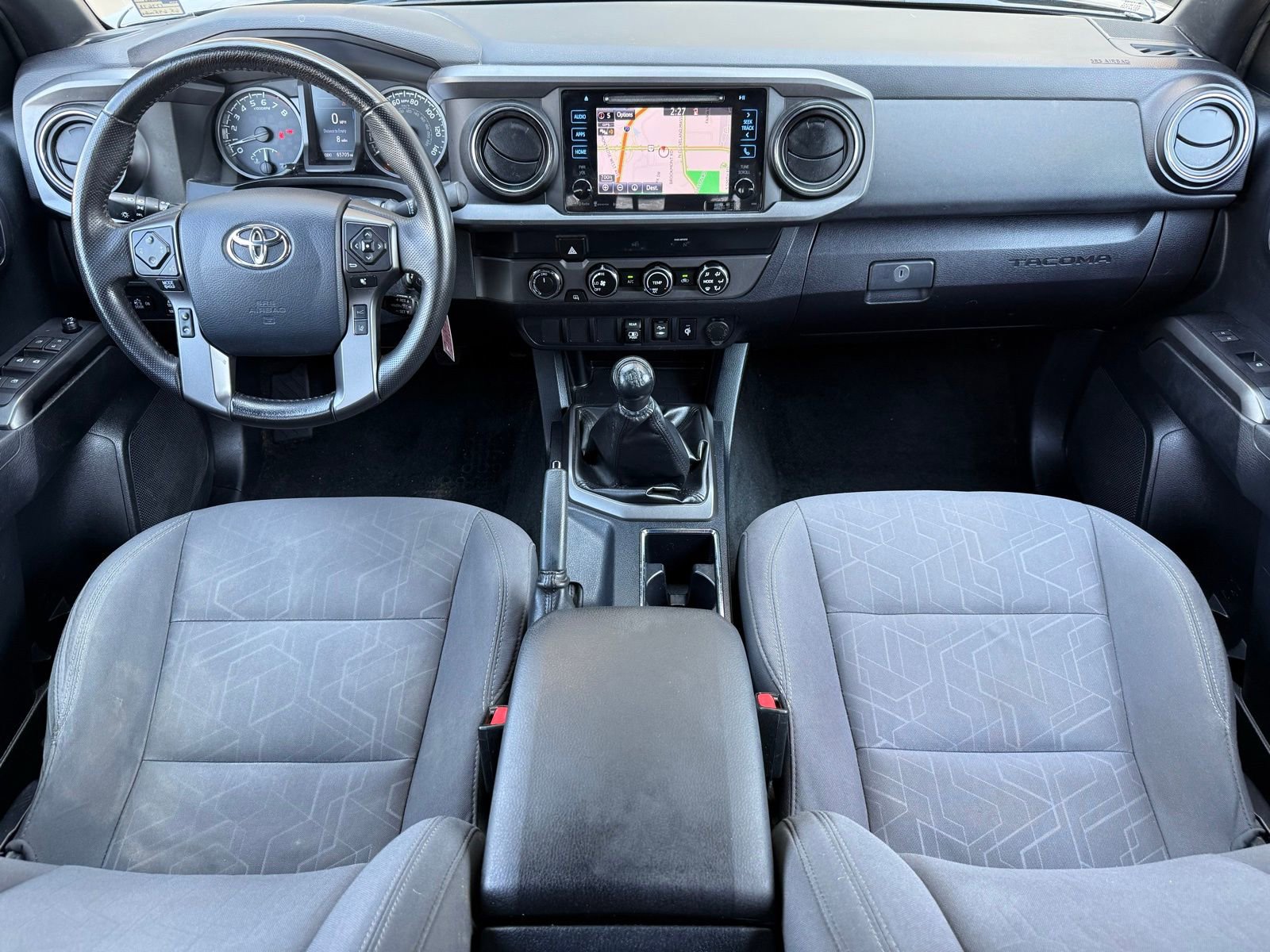 Used 2019 Toyota Tacoma TRD Sport AWD/4WD image 17
