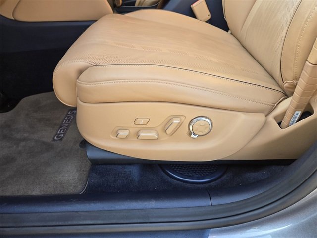 Used 2023 Genesis GV80 2.5T w/ Prestige Package image 18
