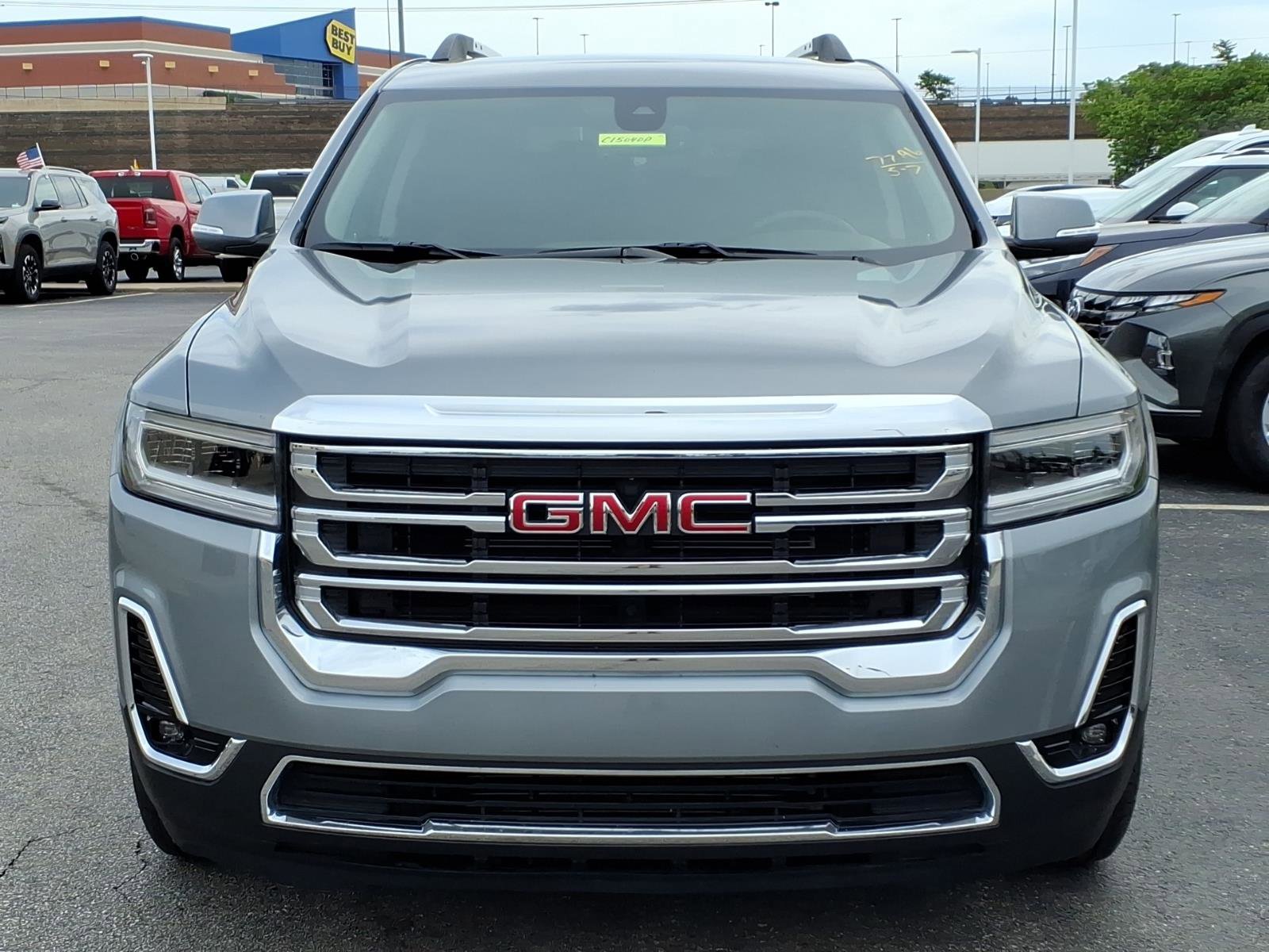 Used 2023 GMC Acadia SLT w/ LPO, Floor Liner Package FWD image 34