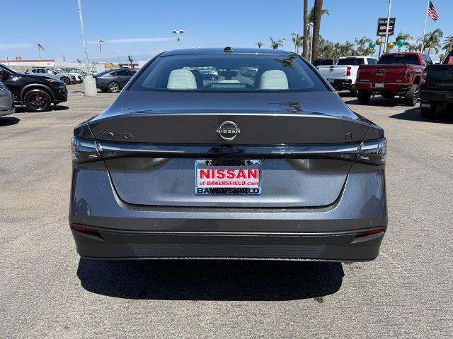 New 2026 Nissan Sentra SL w/ Floor Mat Package FWD image 5