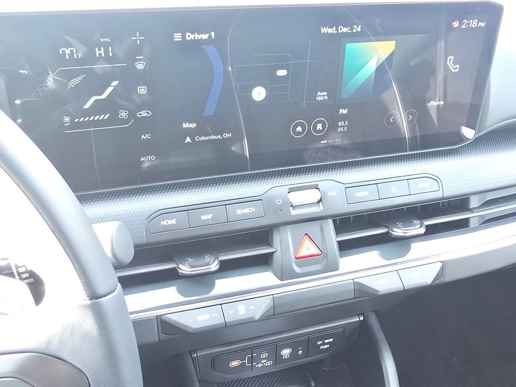 New 2025 Kia K4 GT-Line image 29