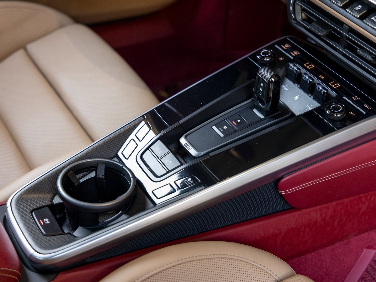 Certified 2022 Porsche 911 Turbo S image 43