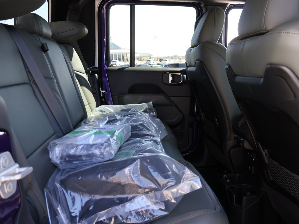 New 2026 Jeep Gladiator Mojave AWD/4WD image 12