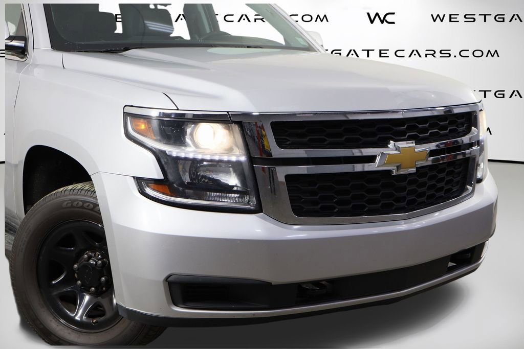 Used 2019 Chevrolet Tahoe 4WD w/ Enhanced Driver Alert Package image 38