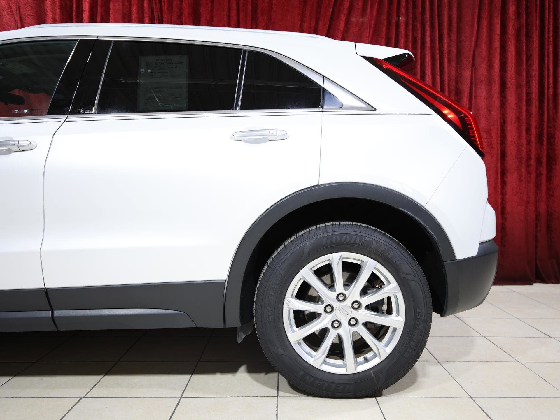 Used 2019 Cadillac XT4 Luxury image 6