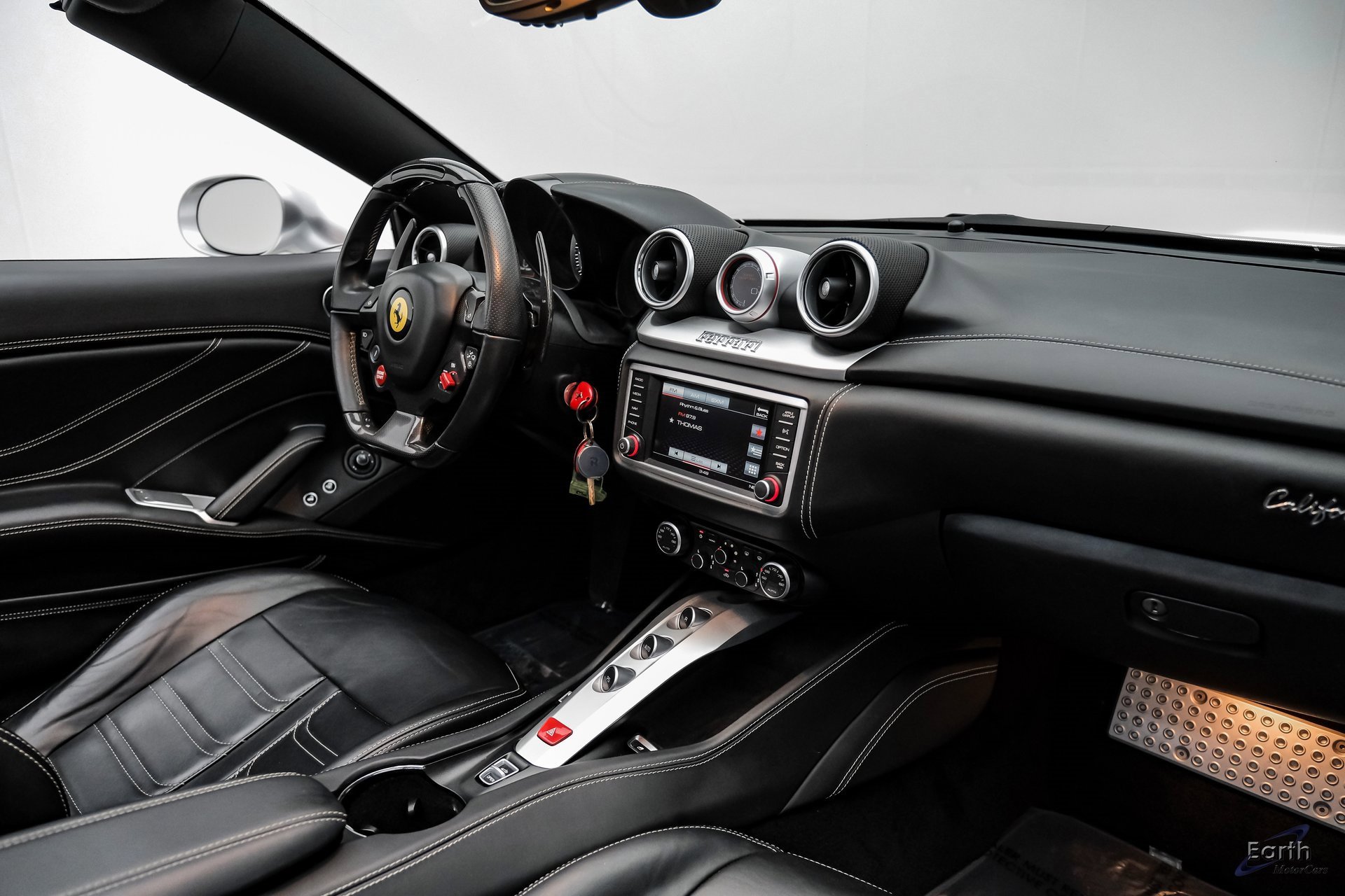 Used 2016 Ferrari California T image 52