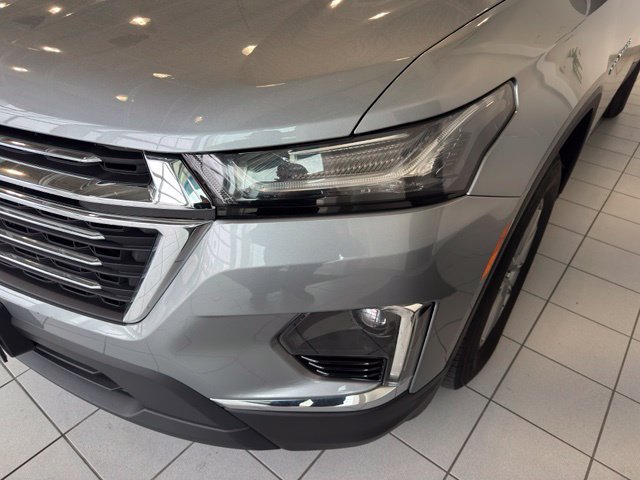 Used 2023 Chevrolet Traverse LT AWD/4WD image 41