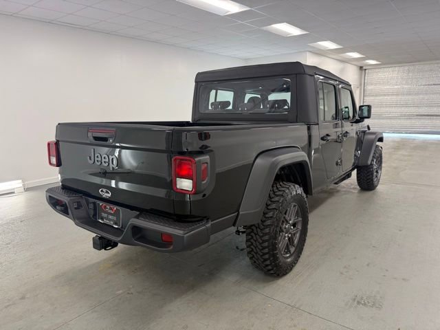 New 2026 Jeep Gladiator Sport AWD/4WD image 5