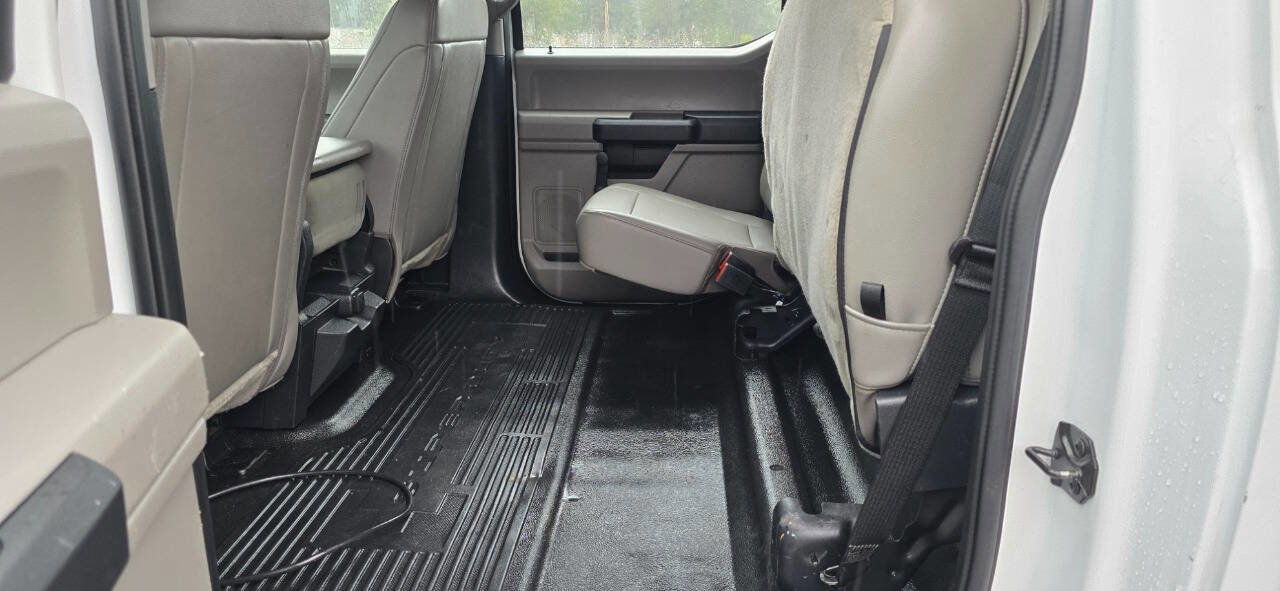 Used 2022 Ford F550 4x4 Crew Cab Super Duty image 17