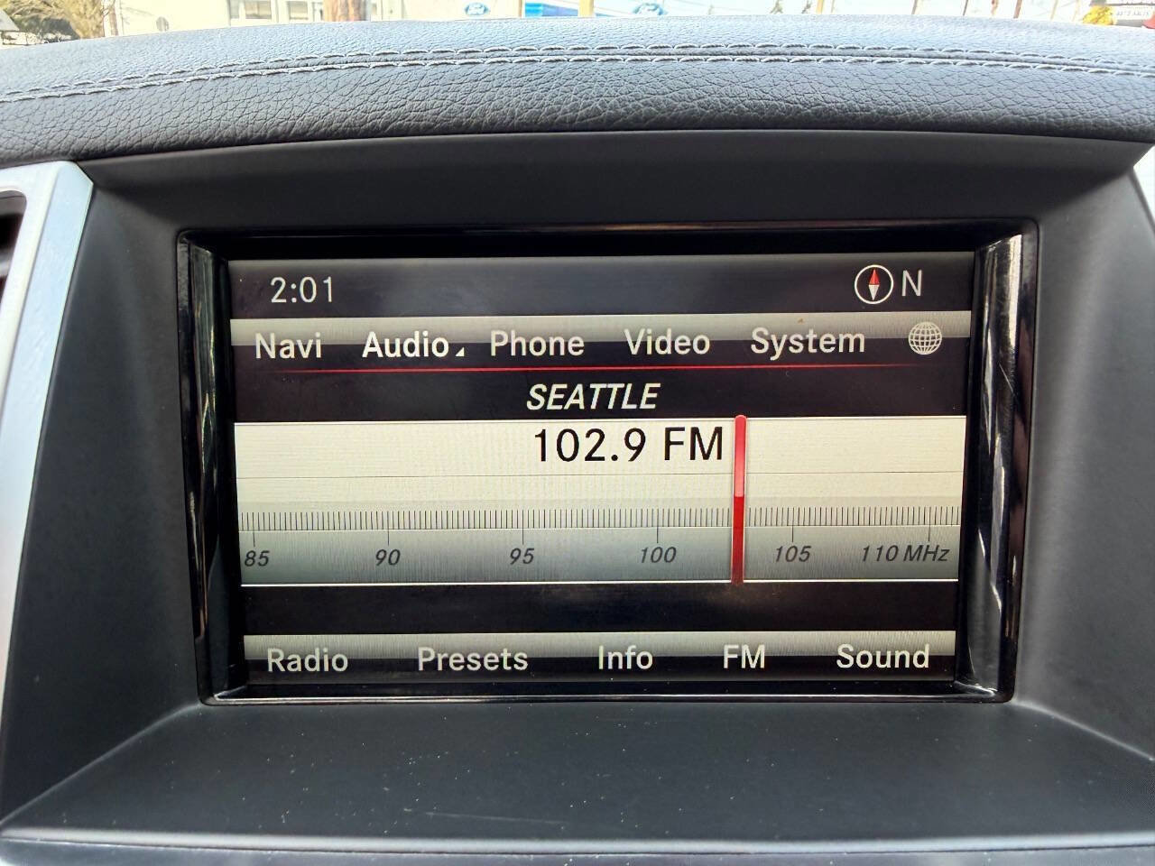 Used 2013 Mercedes-Benz GL 450 4MATIC w/ Premium 1 Pkg image 37