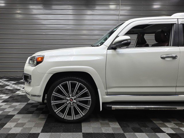 Used 2023 Toyota 4Runner Limited AWD/4WD image 43