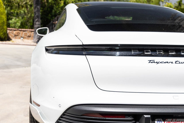 Used 2023 Porsche Taycan RWD image 79