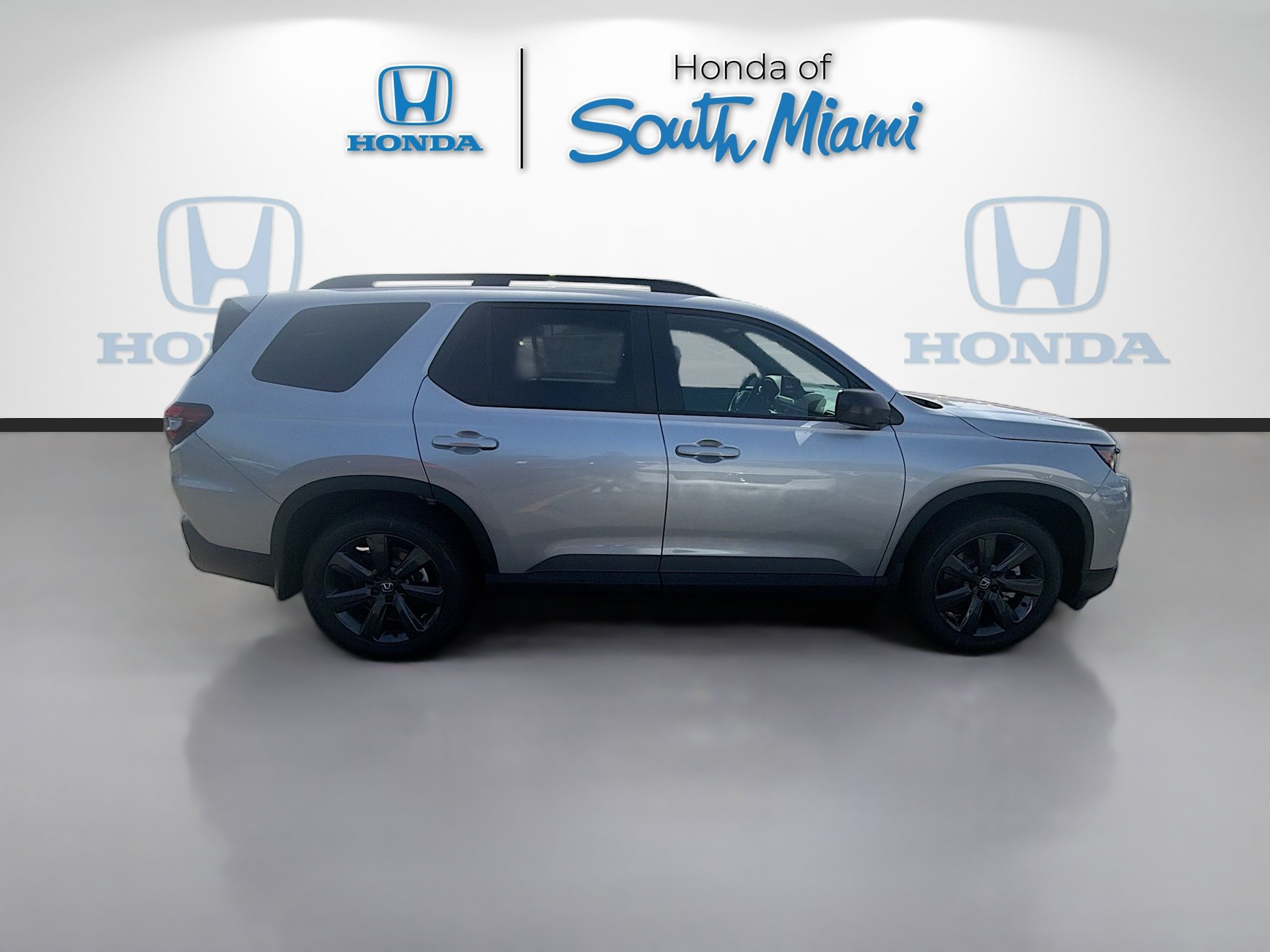 New 2026 Honda Pilot Sport image 8
