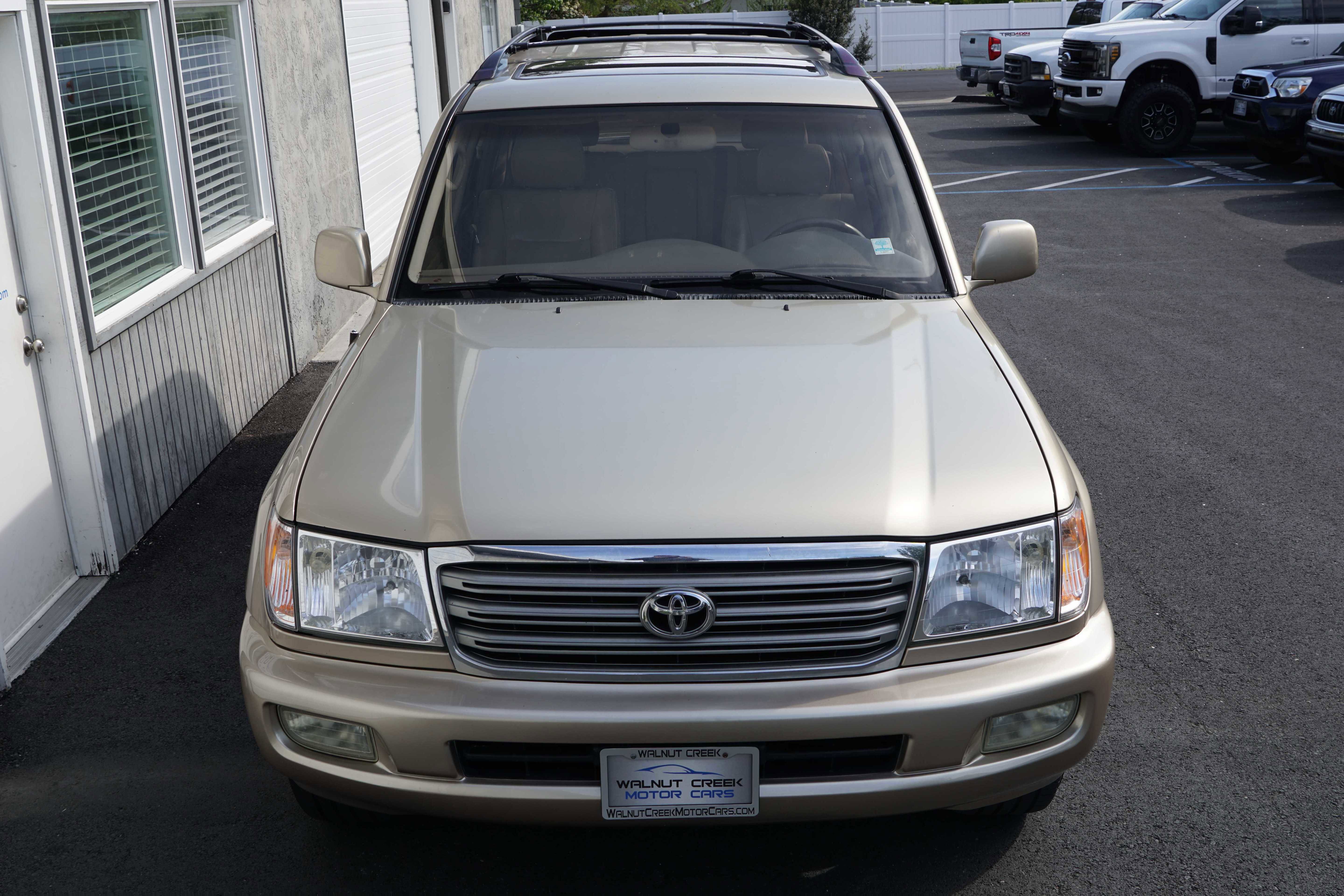Used 2003 Toyota Land Cruiser image 5