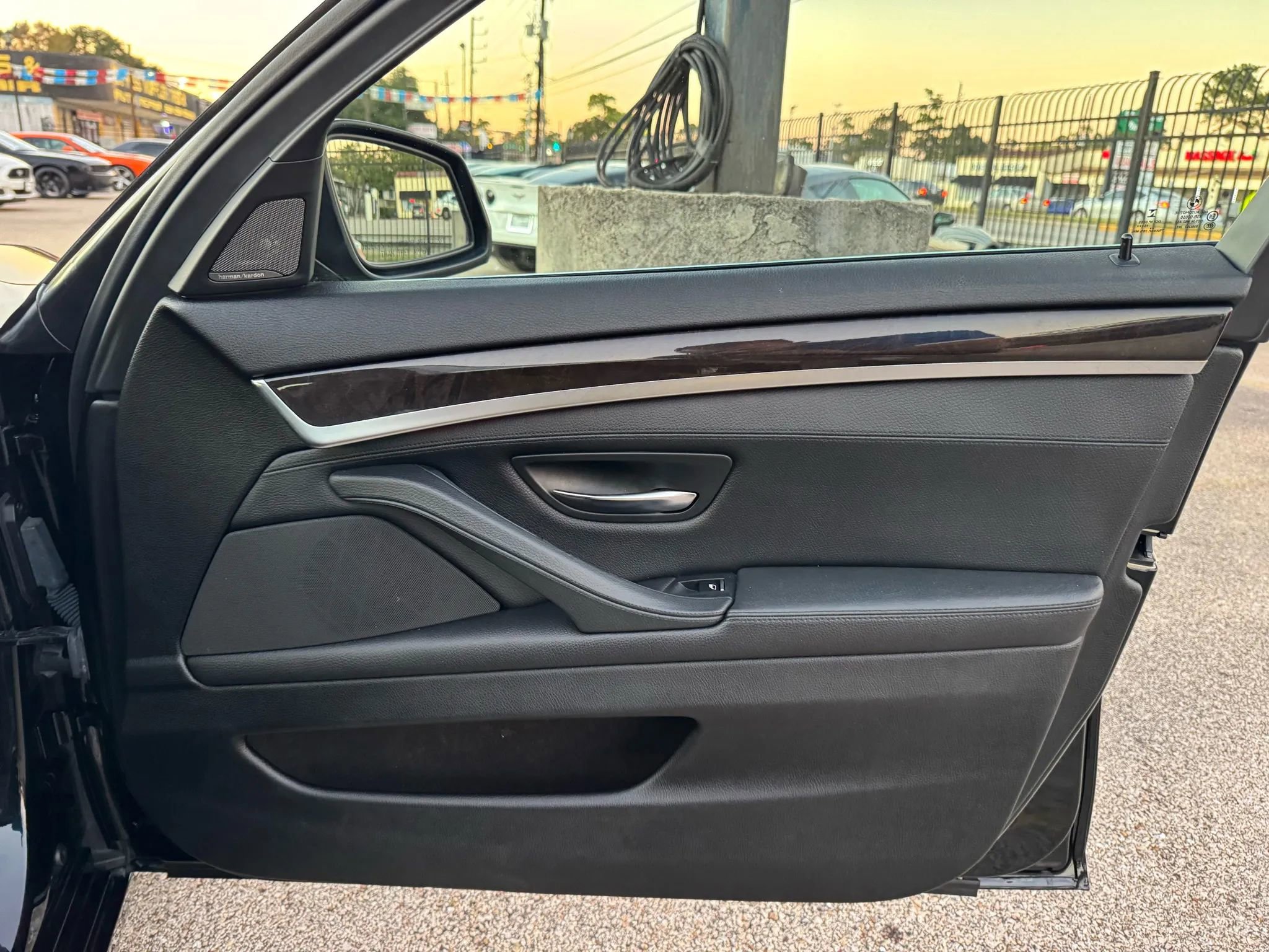 Used 2016 BMW 528i Sedan image 16