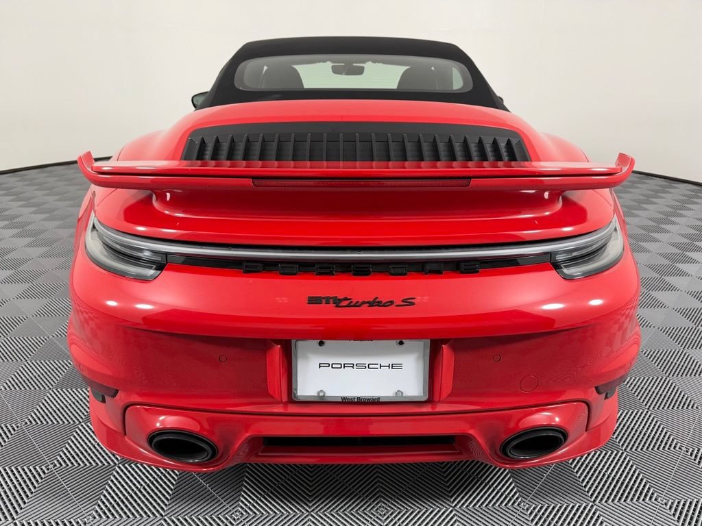 Certified 2025 Porsche 911 Turbo AWD/4WD image 16