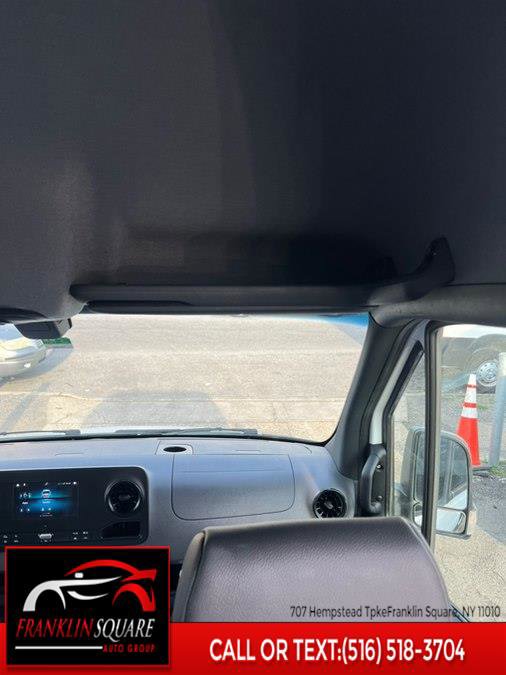 Used 2023 Mercedes-Benz Sprinter 2500 w/ Acoustic Package image 61