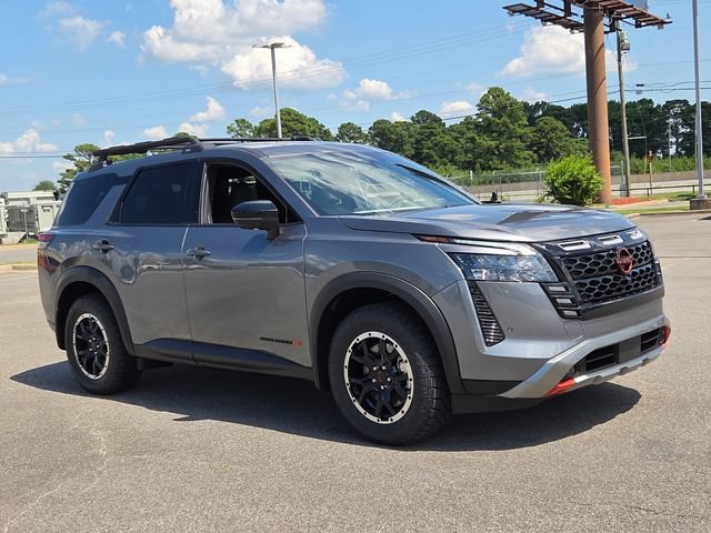 New 2026 Nissan Pathfinder Rock Creek w/ Rock Creek Premium Package AWD/4WD image 5