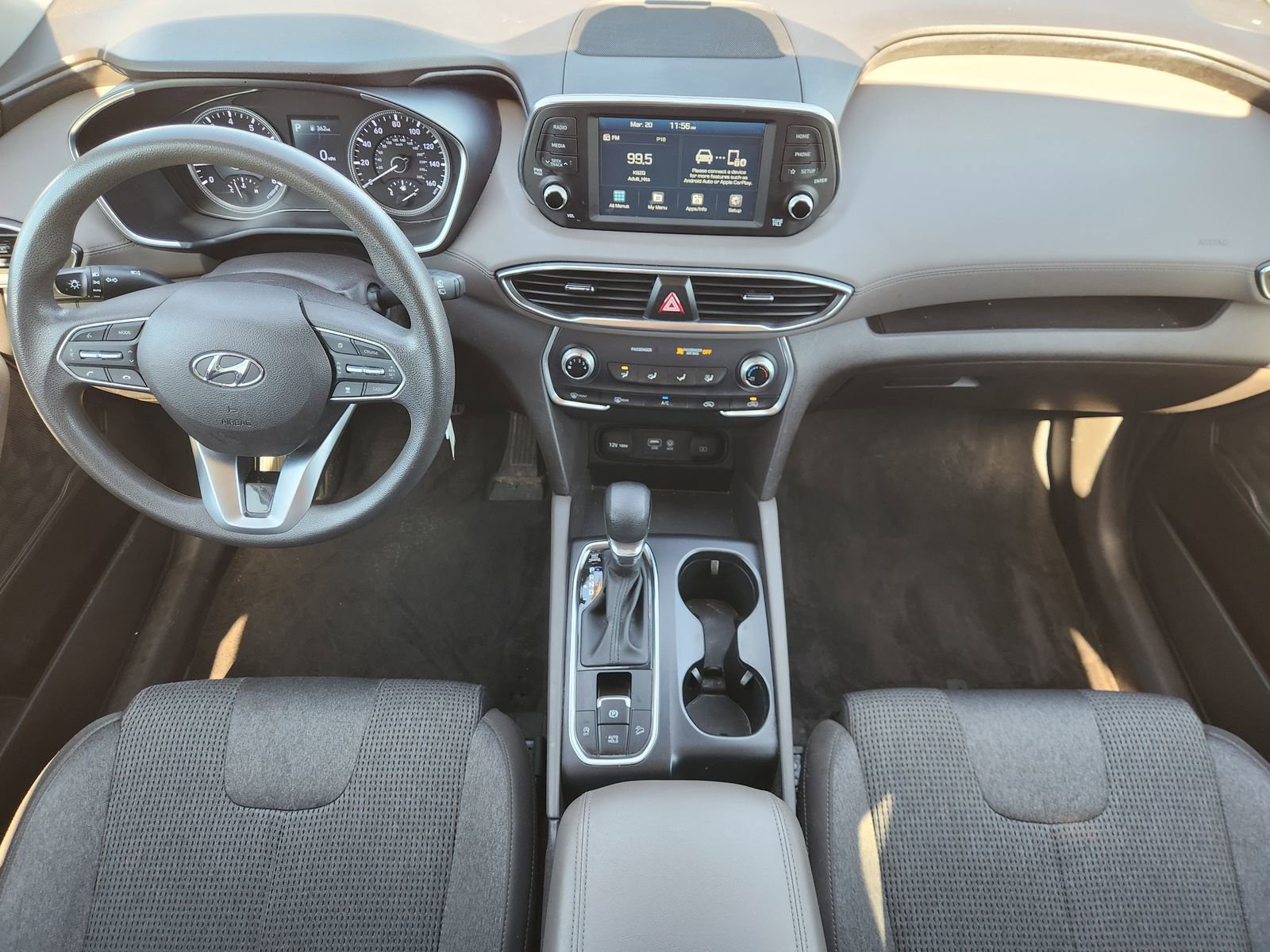 Used 2020 Hyundai Santa Fe SE image 30