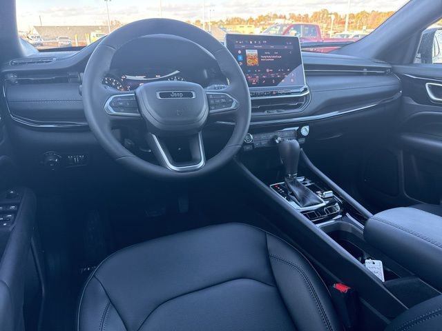New 2026 Jeep Compass Limited image 18