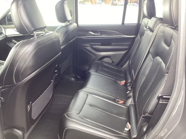 Certified 2023 Jeep Grand Cherokee Limited image 19