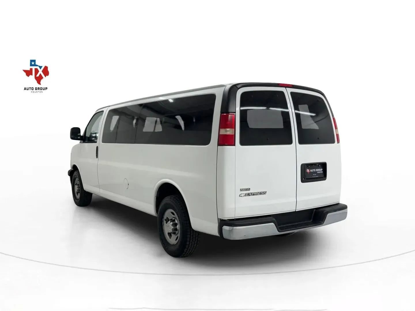 Used 2012 Chevrolet Express 3500 LT w/ LT Preferred Equipment Group image 6